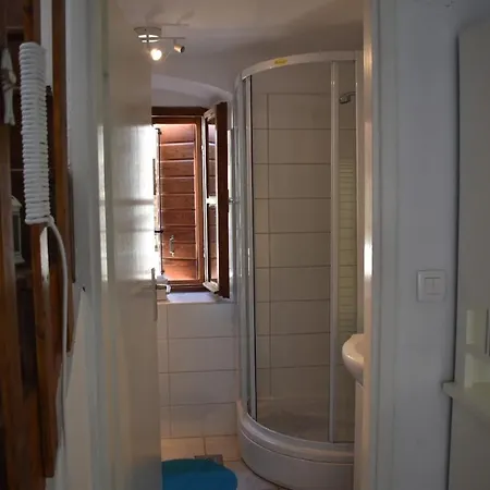 Estera Apartament *