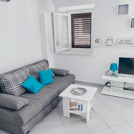 Apartament Estera Jelsa (Hvar)