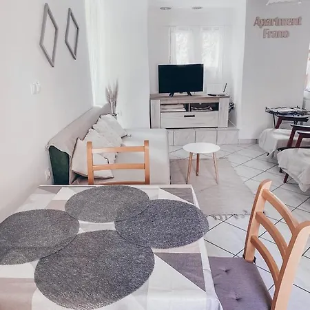 Estera Apartment