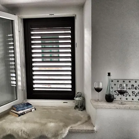 Estera Apartament *